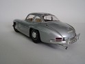 1:18 Bburago Mercedes Benz 300 SL  Grey Metallic. Uploaded by Francisco